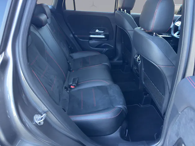 Mercedes-Benz GLA 200 AMG Line