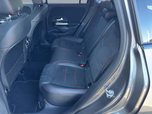 Mercedes-Benz GLA 200 AMG Line