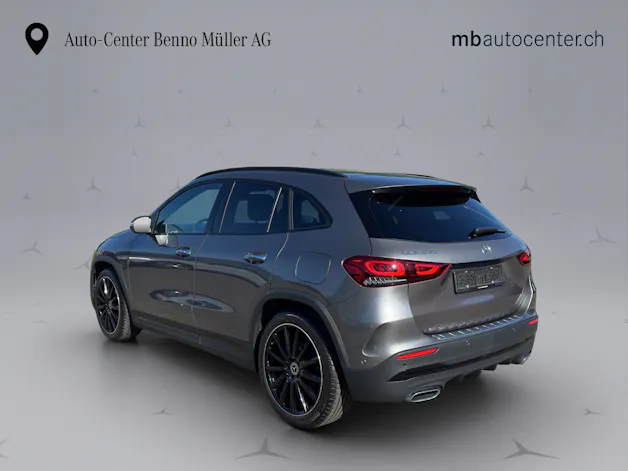 Mercedes-Benz GLA 200 AMG Line