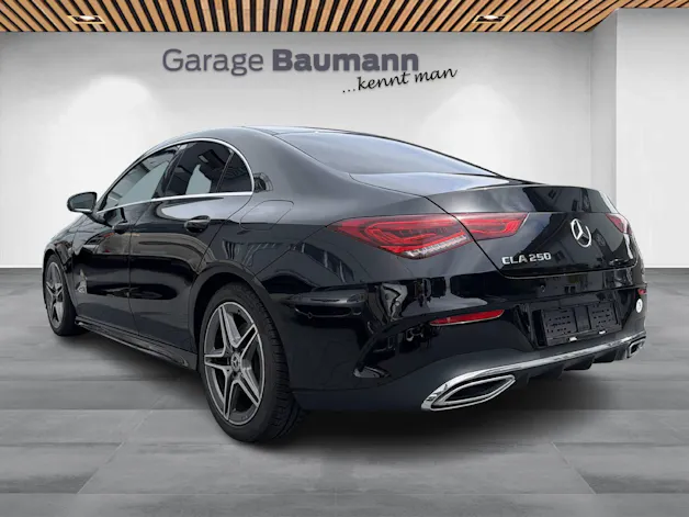 Mercedes-Benz CLA 250 AMG Line