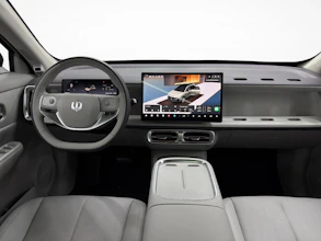 https://vehicle.imgix.net/4342616/e957bae8-fc3c-4a84-9bda-047dcabb6ec2.jpg