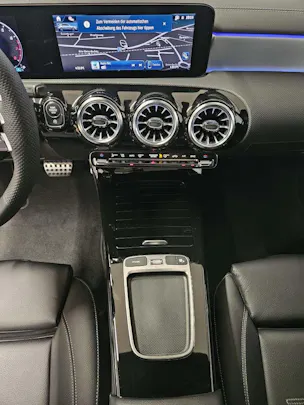 Mercedes-Benz A 250 4Matic AMG Line
