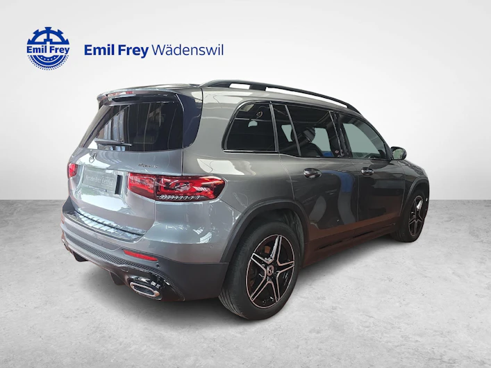 immagine del veicolo MERCEDES-BENZ GLB 220