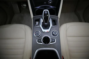 Fahrzeugbild ALFA ROMEO Stelvio 2.2 D Q4 210 6C Villa d'este