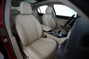 Fahrzeugbild ALFA ROMEO Stelvio 2.2 D Q4 210 6C Villa d'este