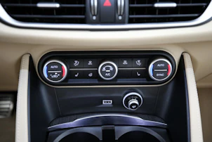 Fahrzeugbild ALFA ROMEO Stelvio 2.2 D Q4 210 6C Villa d'este