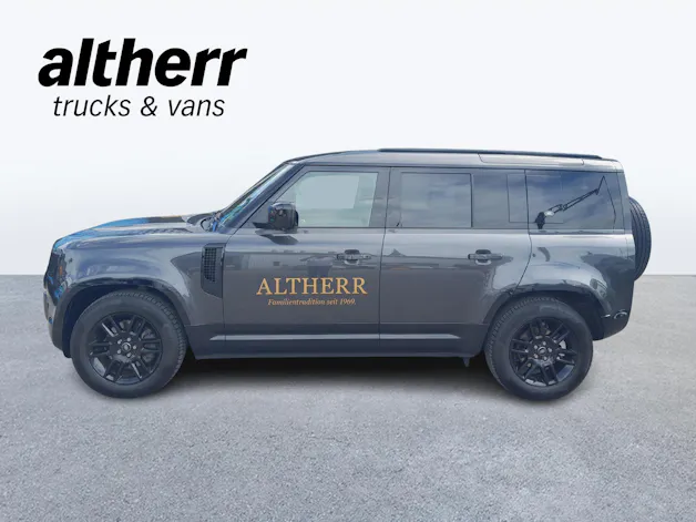 Land Rover Defender 110 3.0 D I6 250 X-Dynamic S