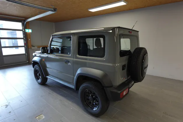 Suzuki Jimny Country 1.5 Compact+