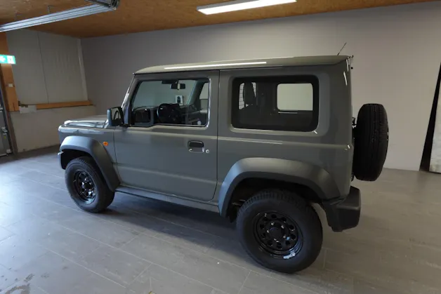 Suzuki Jimny Country 1.5 Compact+