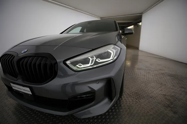 BMW 120i