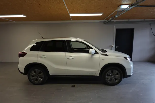 Suzuki Vitara 1.4B T Compact+ Hybrid 4x4
