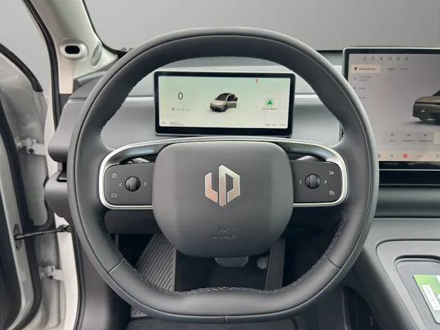 Leapmotor C10 EV AWD