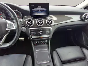 Mercedes-Benz Classe GLA X156 GLA 250 AMG Line 4m