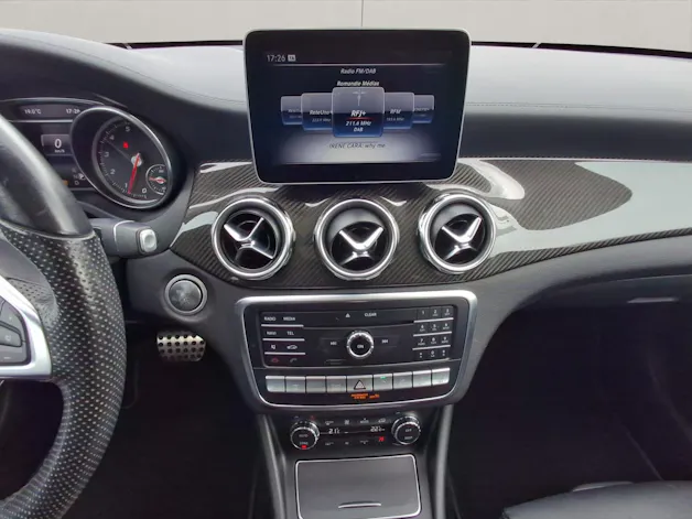 Mercedes-Benz Classe GLA X156 GLA 250 AMG Line 4m