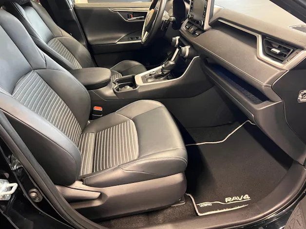 Toyota RAV4 2.5 HEV Black Edition