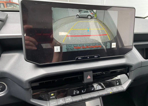 Fahrzeugbild 10 Fahrzeugbild 10
