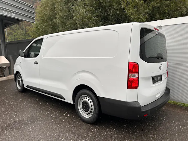 Toyota PROACE Van L2 75KWh Active