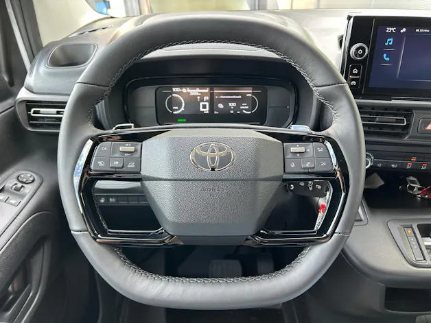 Toyota PROACE CITY Van L2 52KWh Active