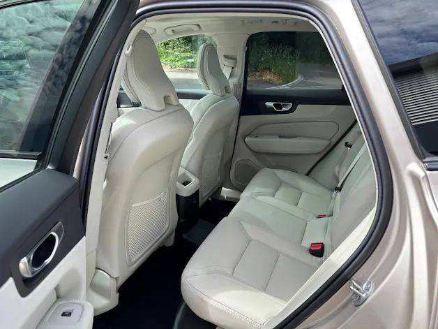 Volvo XC60 2.0 T8 TE Ultra Dark eAWD