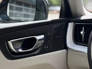 Volvo XC60 2.0 T8 TE Ultra Dark eAWD