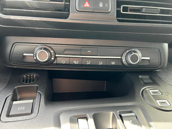 Fahrzeugbild 9