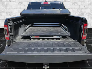 Dodge USA Ram 1500 Crew Kab. Pick-up 5.7 HEMI MDS VVT Laramie