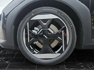 Kia EV4 81 kWh Earth+