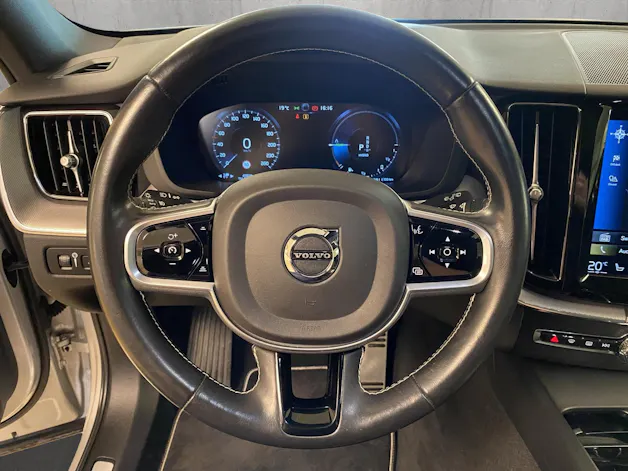 VOLVO XC60 T6 eAWD R-Design Geartronic