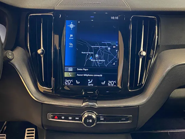 VOLVO XC60 T6 eAWD R-Design Geartronic