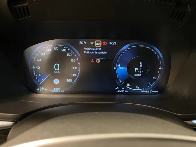 VOLVO XC60 T6 eAWD R-Design Geartronic