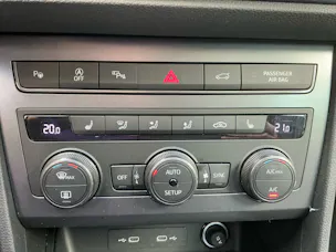 Cupra Ateca VZ 4 DRIVE *** PANORAMAGLASDACH & ANHÄNGEKUPPLUNG ***