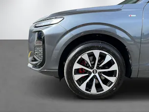 Audi Q3 SUV TDI quattro 142 kW S t 2000ccm 193PS/142kW 4 Zylinder TDI Diesel