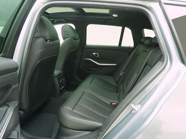 BMW 3er 320d xDrive M Sport Touring