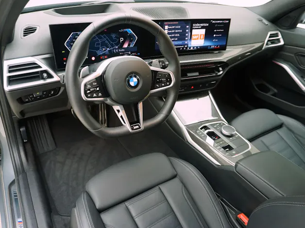 BMW 3er 320d xDrive M Sport Touring