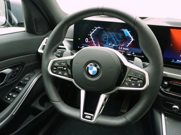 BMW 3er 320d xDrive M Sport Touring