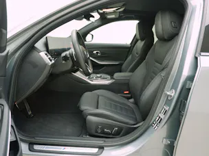 BMW 3er 320d xDrive M Sport Touring