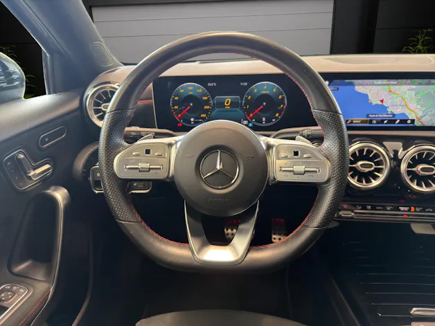 Mercedes-Benz A 220 AMG Line 4Matic
