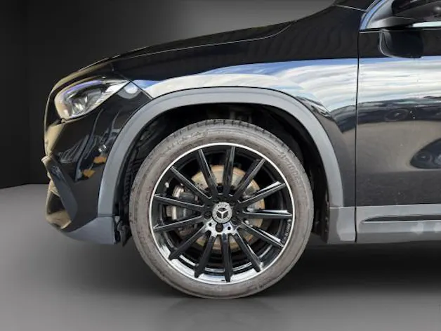Mercedes-Benz GLA 250 AMG Line 4Matic