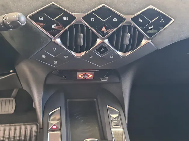 DS Automobiles AUTOMOBILES DS3 1.2 MHEV Performance