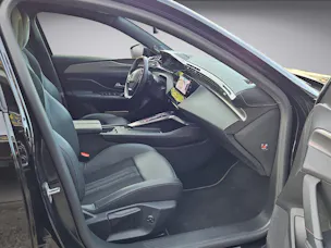Peugeot 308 1.2 Pure Tech GT EAT8
