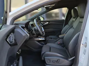 Audi Q4 e-tron 45 quattro Gletscherweiss Metallic