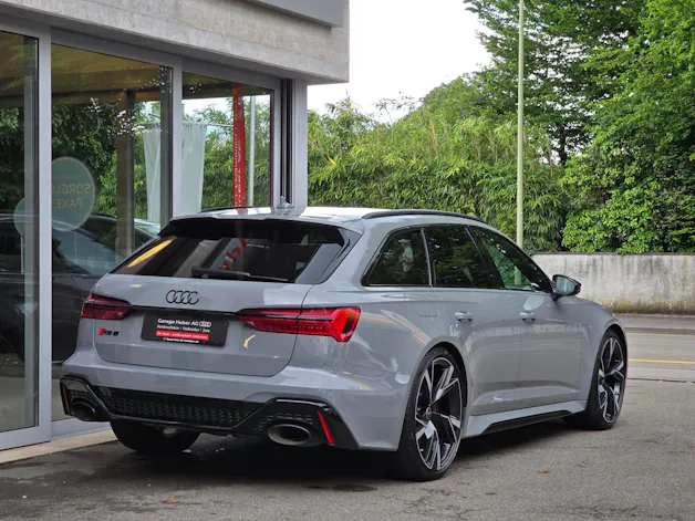 Audi RS6 Avant 4.0 TFSI V8 quattro