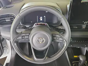 Toyota Yaris 1.5 VVT-i HSD Premium