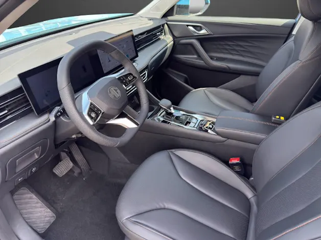 MG HS 1.5 Hybrid Luxury