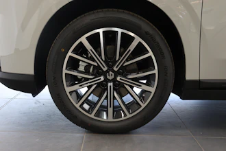 https://vehicle.imgix.net/4342949/402b3577-1c9e-4d7d-9b4b-9aa4951086cc.JPG