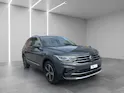VW Tiguan 2.0TSI Elegance 4Motion DSG