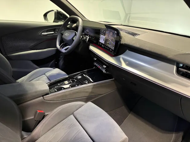 Audi Q3 SUV TFSI quattro 195 kW S tronic