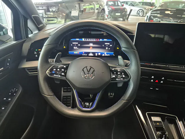 VW Golf 2.0 TSI R DSG 4 Motion