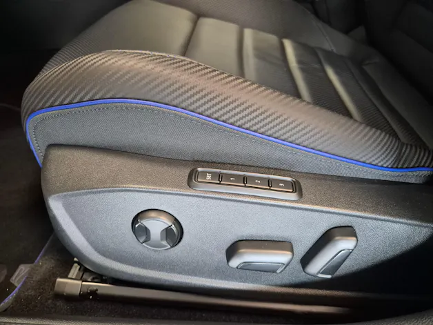 VW Golf 2.0 TSI R DSG 4 Motion