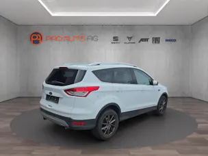 Ford Kuga 1.6 SCTi Titanium 4WD Automatic inkl. Anhängerkupplung